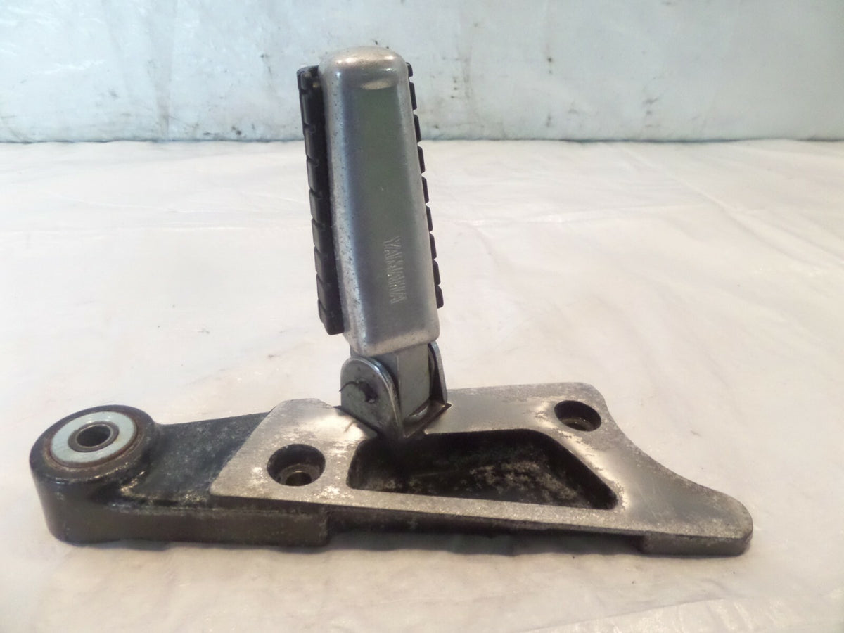 Yamaha V-Max 1200 VMX12 Right Rear Passenger Footrest Foot Peg & Mount Bracket - C3 Cycle
