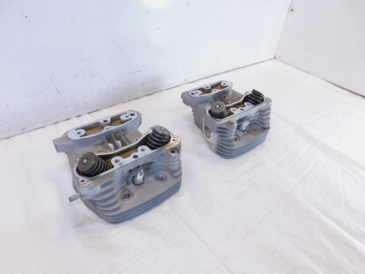 Harley Davidson Sportster 883 Engine Motor Cylinder Heads Springs & Valves - C3 Cycle