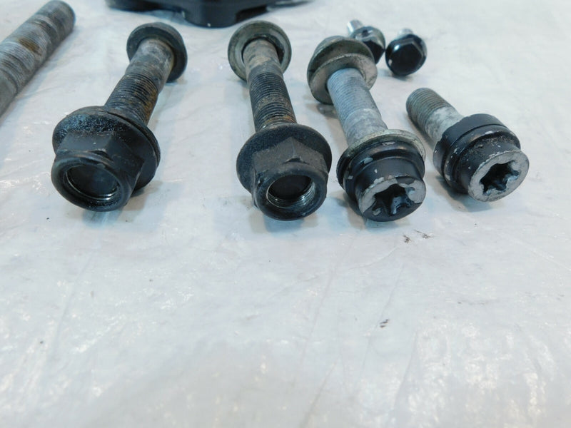 Triumph Daytona 955 955i & Speed Triple 1050 Cylinder Head Engine Motor Mount