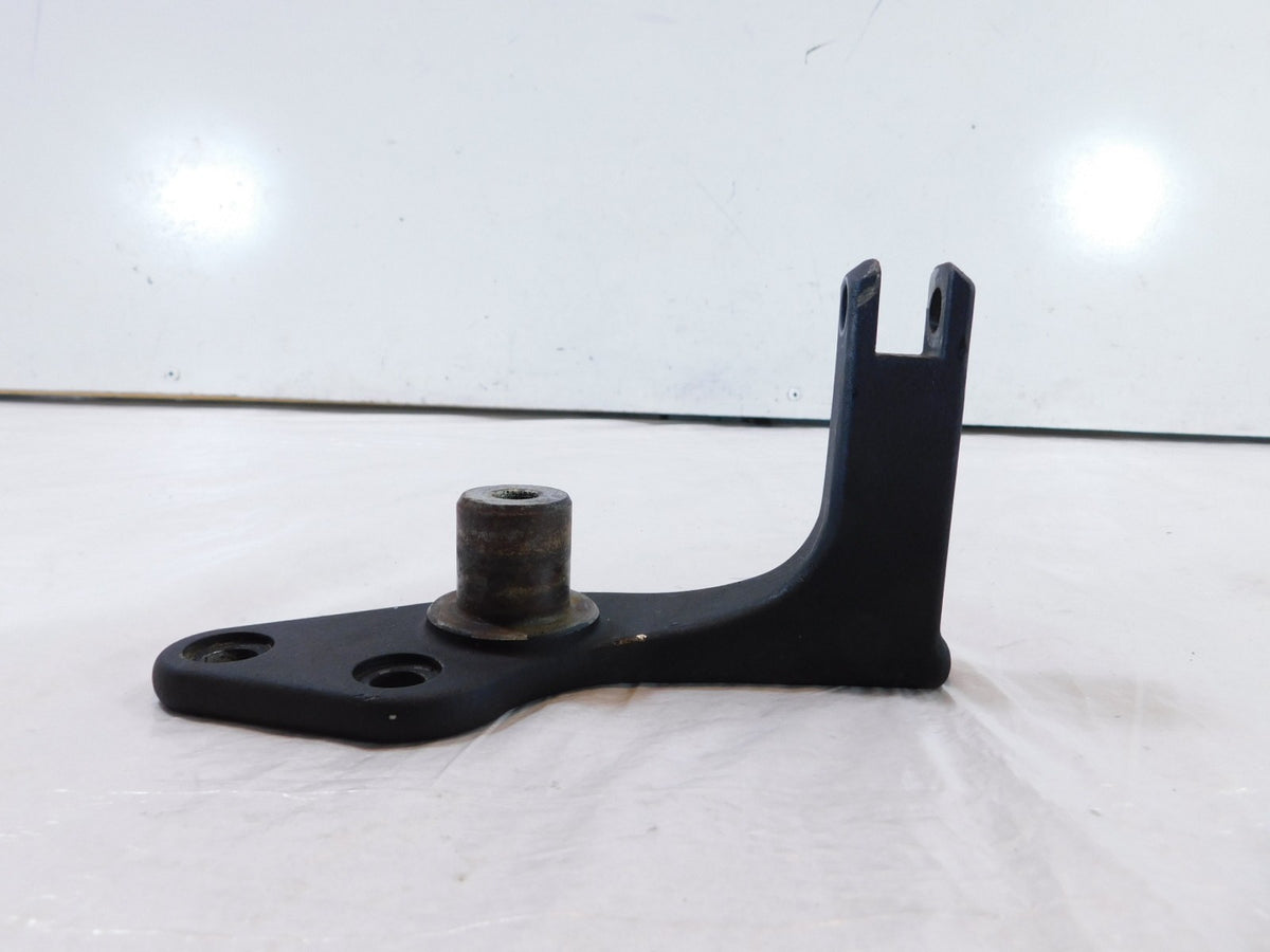 1993-2002 Harley Davidson Dyna Wide Glide Right Forward Controls Mount Bracket - C3 Cycle