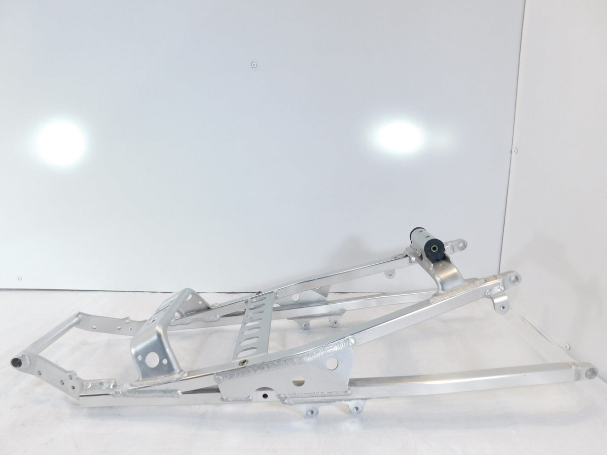 1999 2000 2001 2002 Yamaha YZFR6 YZF R6 Rear Back Tail Section Seat Subframe - C3 Cycle