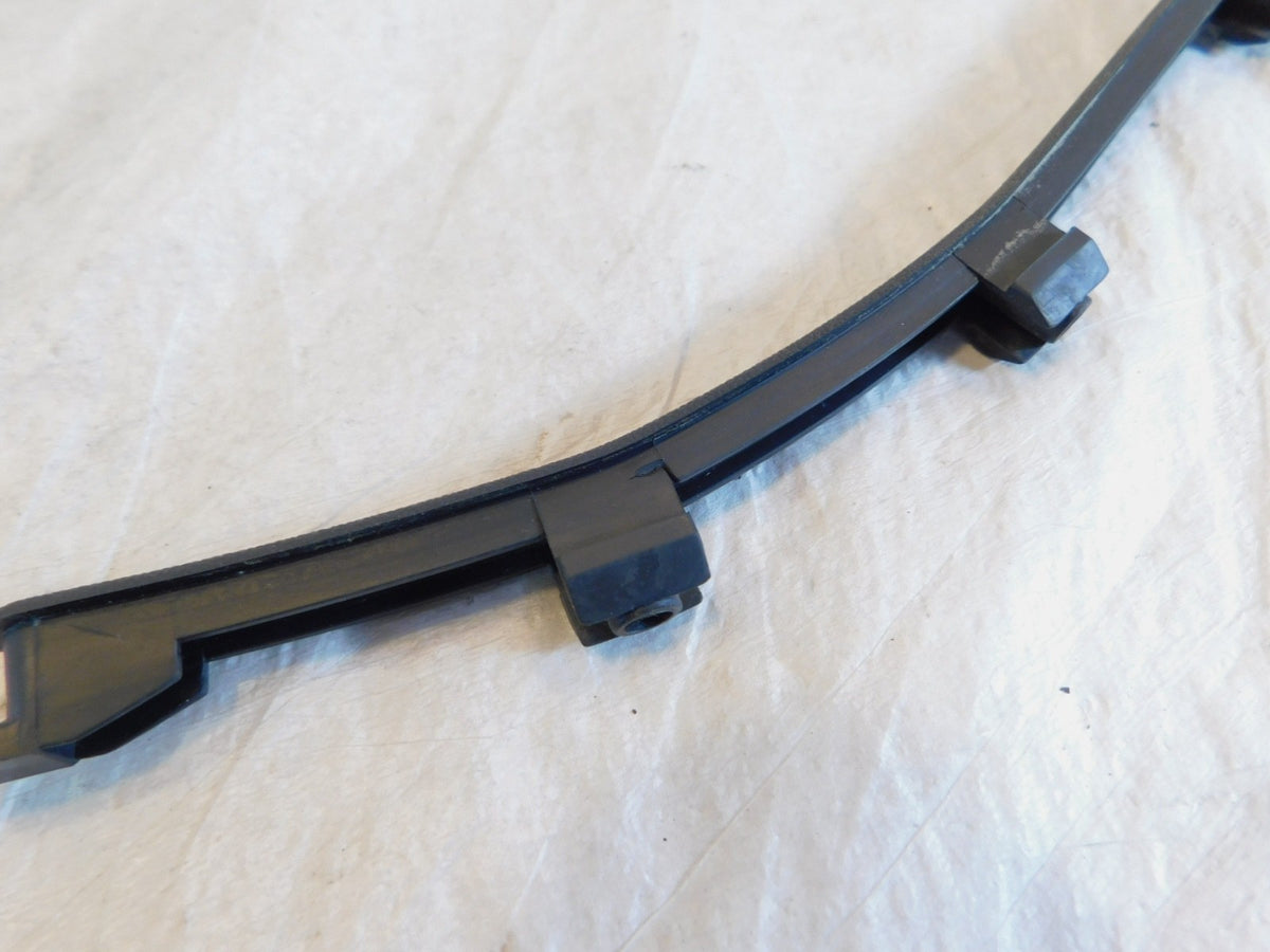 Piaggio Vespa LX LXV S 50 125 150 Rubber Lower Central Foot Mat Strips - C3 Cycle