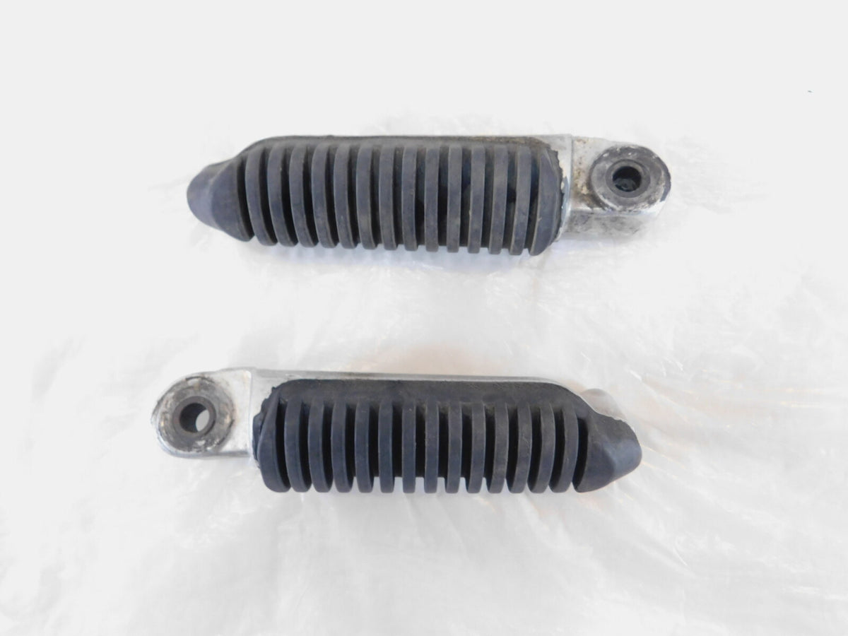 Suzuki Katana 600 & 750 GSX750F Left & Right Rear Passenger Footpeg Footrests - C3 Cycle