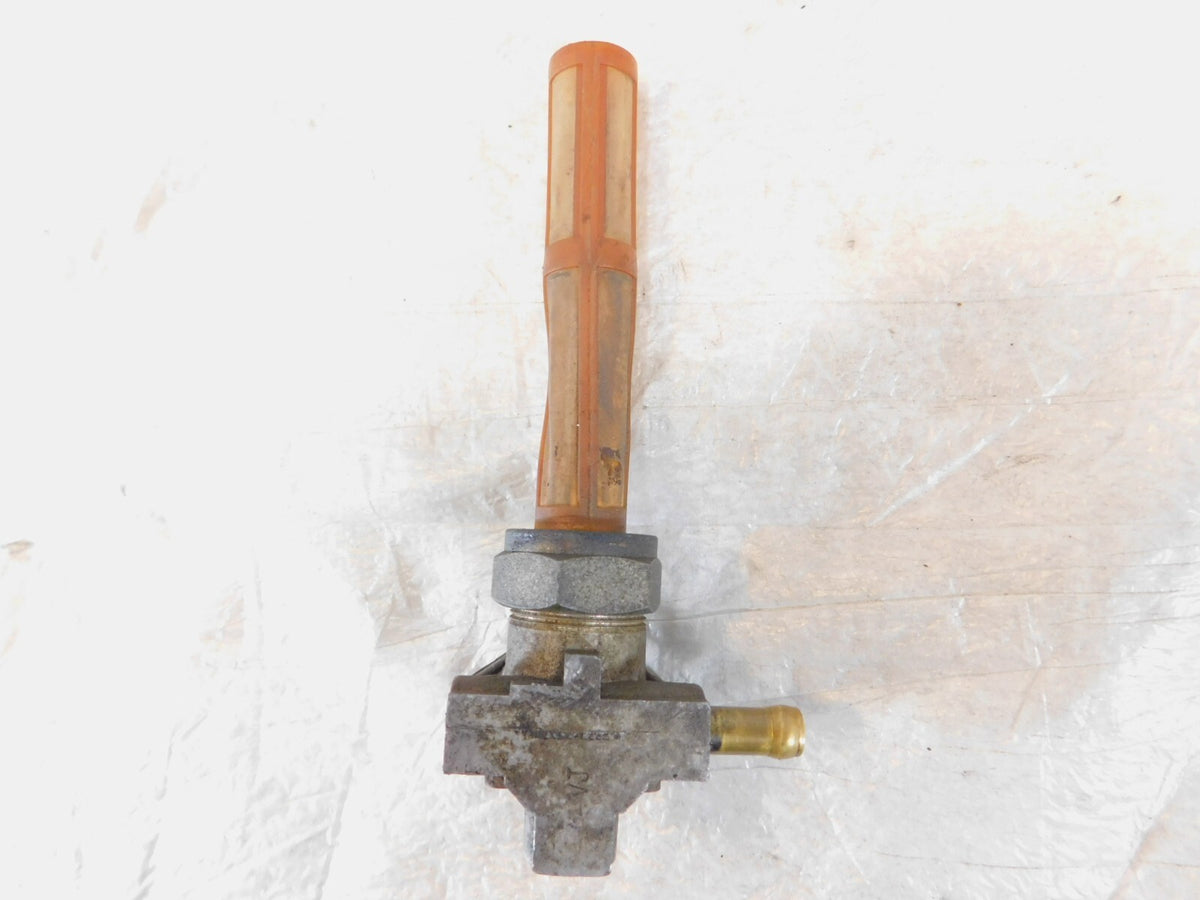 Harley Davidson Sportster 883 & 1200 Gas Tank Fuel Valve Petcock Tap - Shut off - C3 Cycle