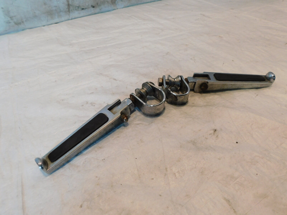 Harley Electra Glide Street Glide Road King Highway Footrest Pegs & Mount Clamps