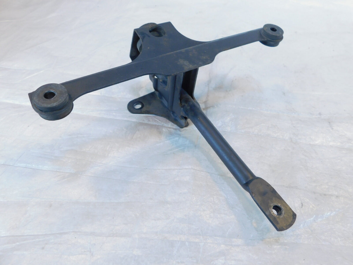 Kawasaki ZX-6 ZX600 ZX600-E & ZZR600 Engine Motor Oil Cooler Mount Bracket Stay - C3 Cycle