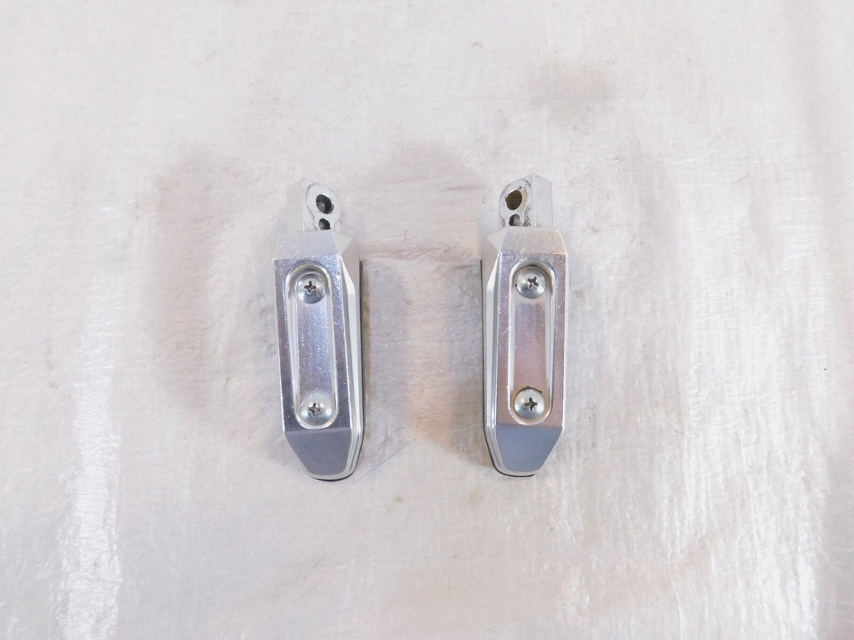 Suzuki GSX1300R Hayabusa & GW250 Rear Passenger Right/Left Footpeg Footrests - C3 Cycle