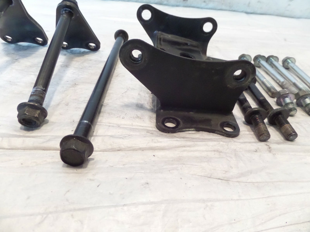 Yamaha V-Star XVS1300 Tourer 1300 Engine Motor Mount Support Bracket & Hardware - C3 Cycle