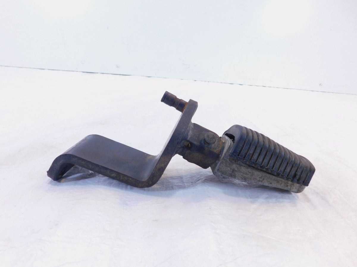 1999-09 Yamaha V-Star 1100 XVS1100 Custom Midnight Left Front Foot Peg & Bracket - C3 Cycle