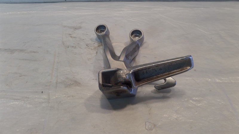 2003 2004 Suzuki GSXR1000 GSXR 1000 Left Rear Passenger Footpeg Footrest Bracket