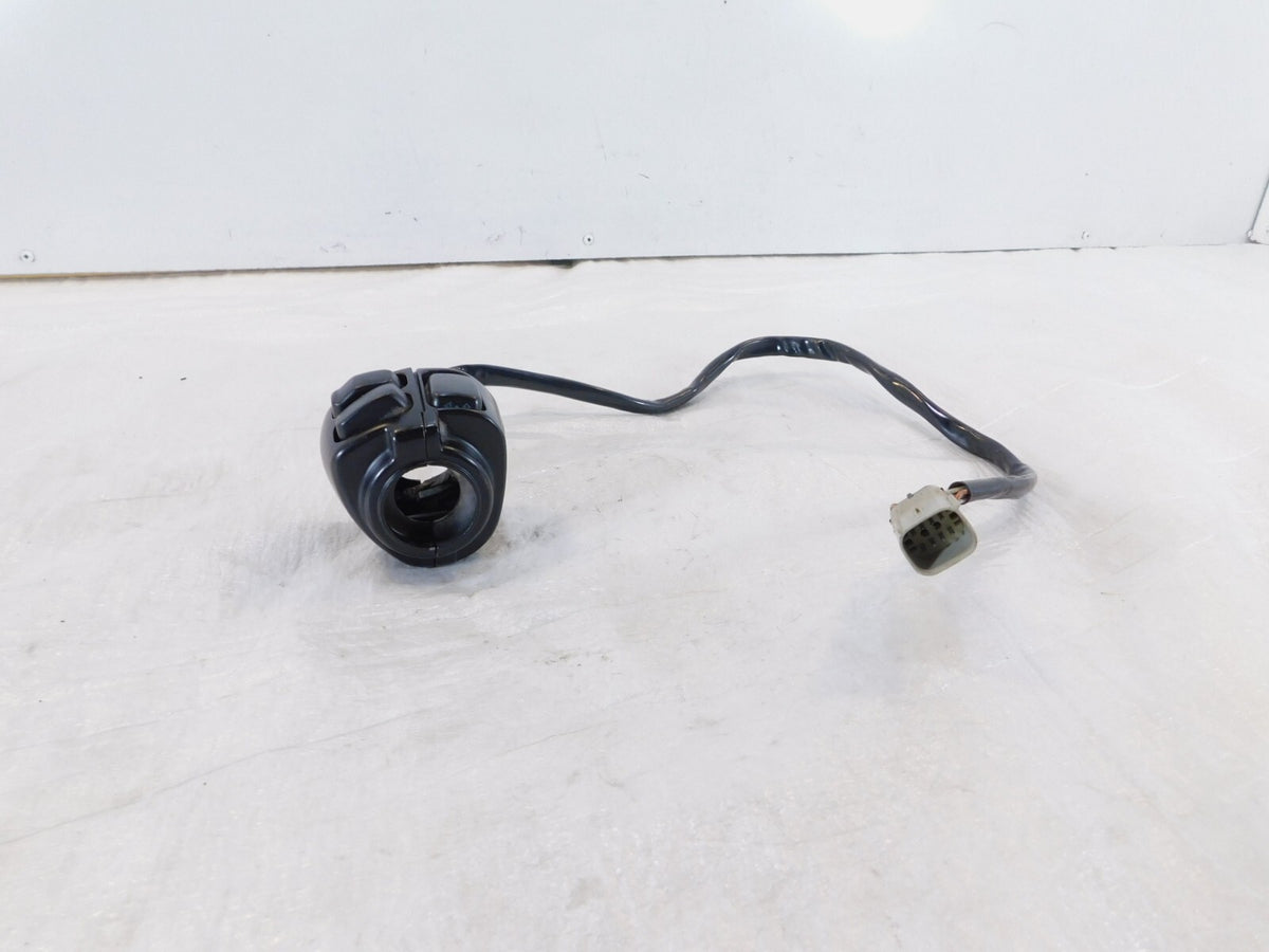 Harley Davidson Softail Dyna Sportster Left Handlebar Horn Turn Signal Switches - C3 Cycle