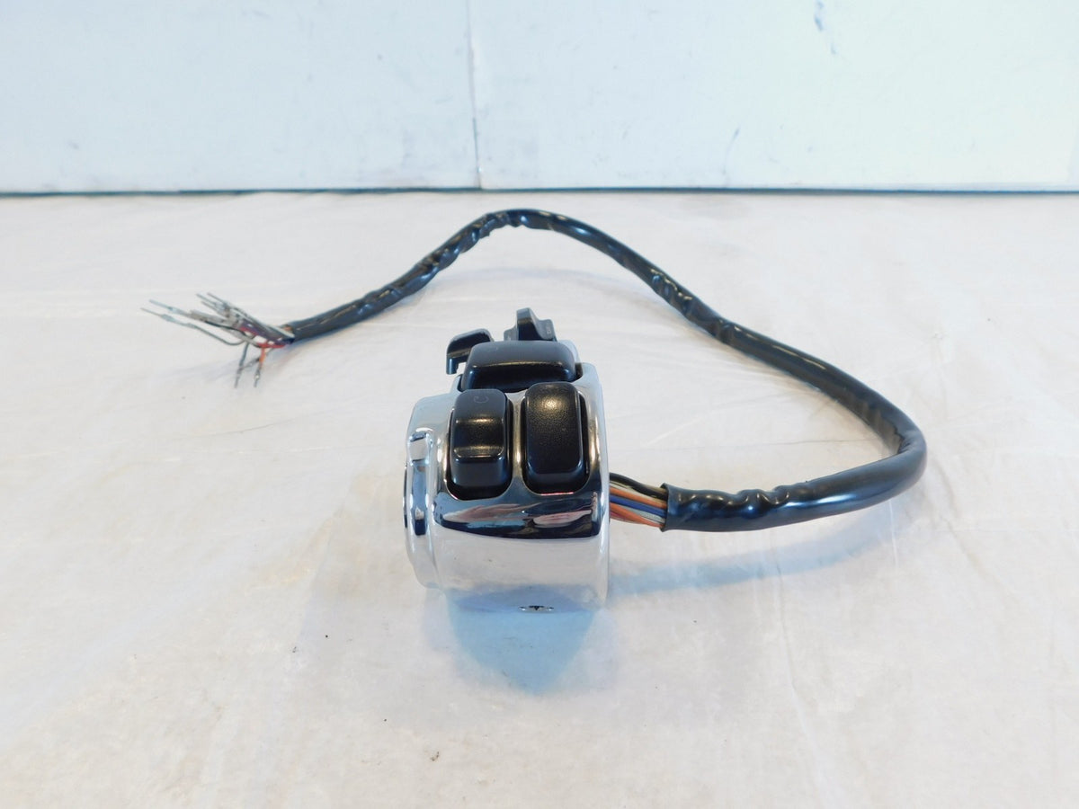 Harley Road & Electra Glide Ultra Right Handlebar Cruise Control Switch Housing - C3 Cycle