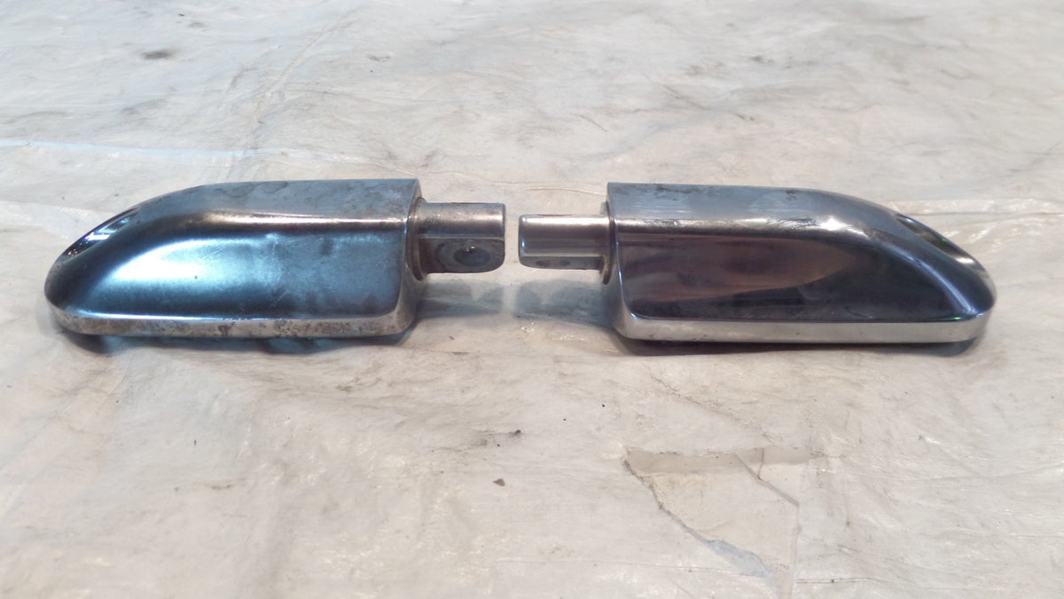 Harley Davidson Touring Dyna Sportster Softail Chrome & Rubber Footpeg Footrests