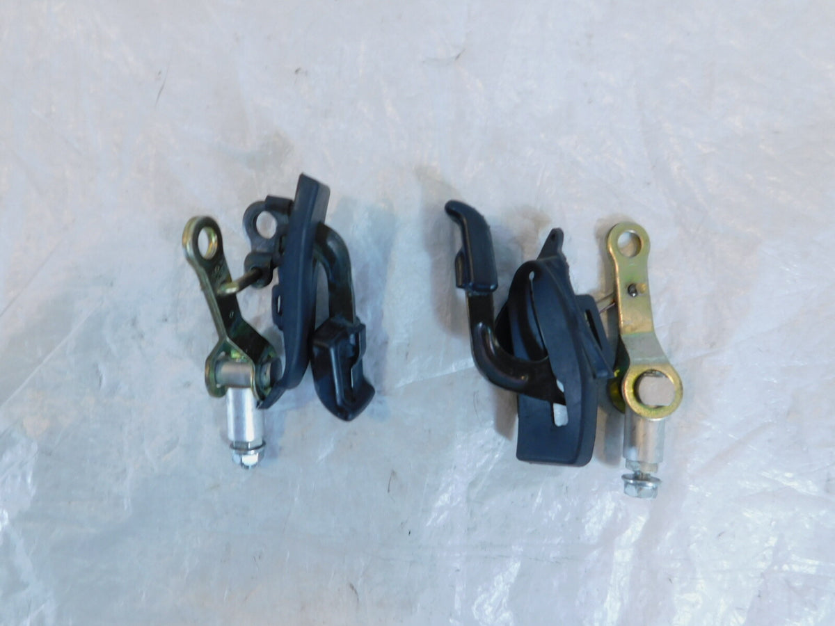 Honda GL1800 Goldwing 1800 Windscreen Windshield Adjust Adjuster Latch Buttons - C3 Cycle