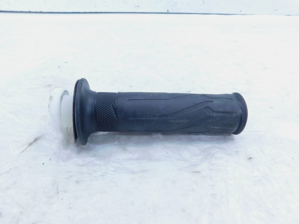 2014-2018 Yamaha Super Tenere XTZ12 & 2019 Niken Right Handlebar Throttle Grip - C3 Cycle