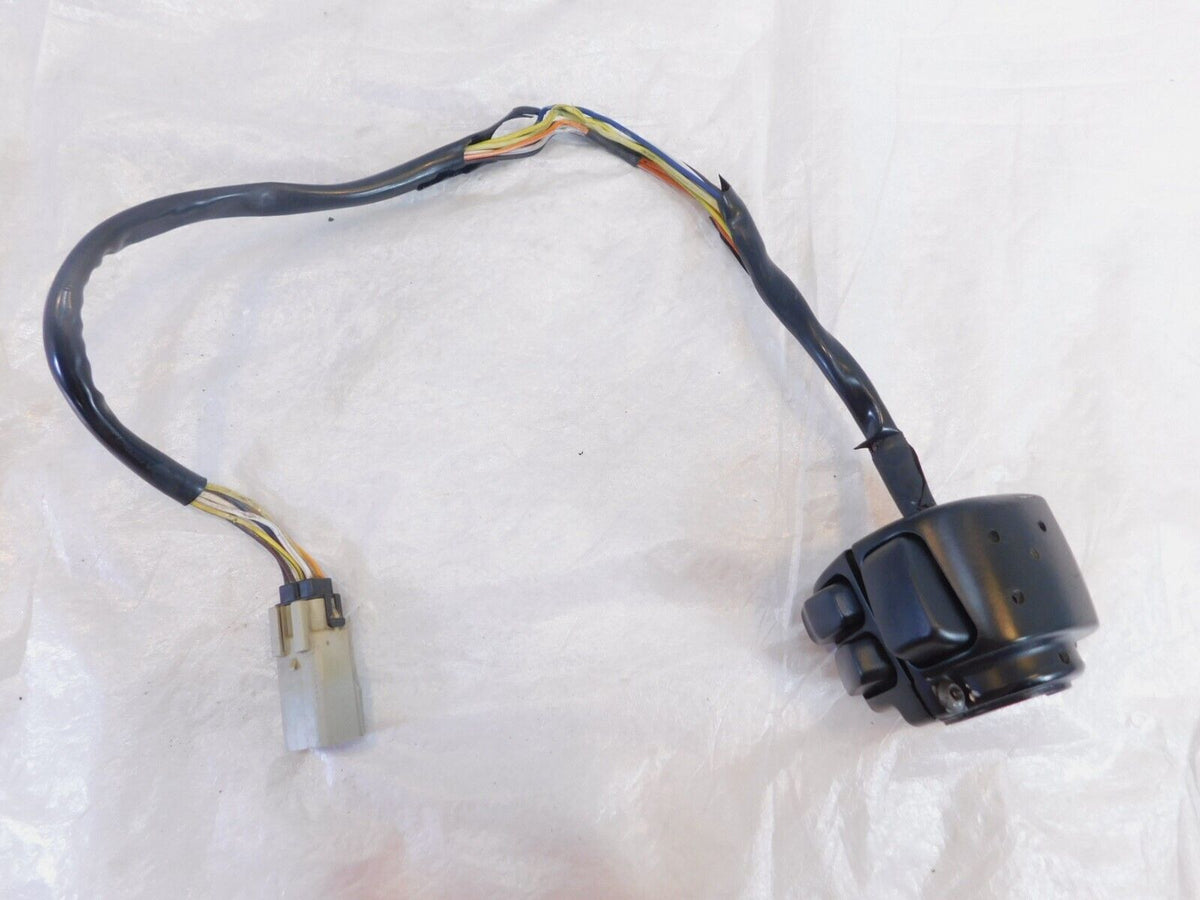 Harley Davidson Softail Dyna Sportster Left Handlebar Horn Turn Signal Switches - C3 Cycle