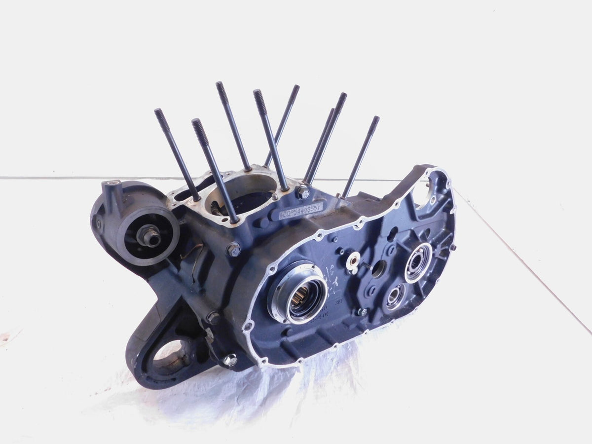 Black 04-05 Harley Davidson Sportster XL 883 & 1200 Engine Crankcase Crank Cases - C3 Cycle