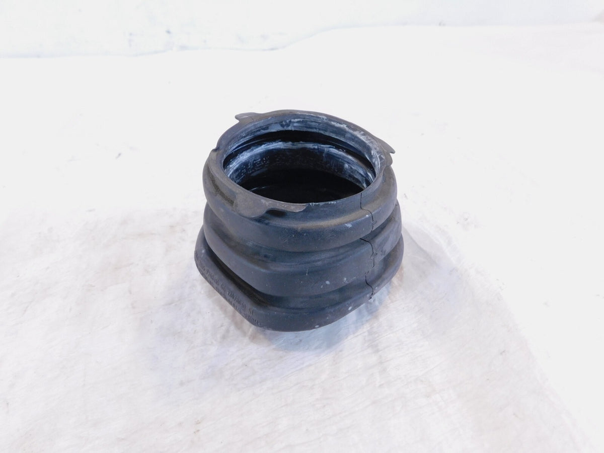 BMW R1200 R1200R R1200GS R1250 R1250R R1250GS Rear Swingarm Rubber Dust Boot