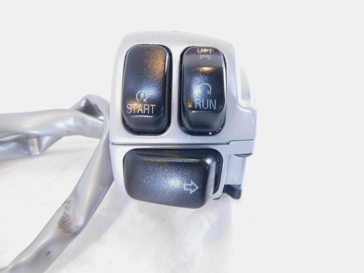 02-05 Harley Davidson V-Rod VRSC Vrod Right Engine Start Stop Turn Signal Switch - C3 Cycle