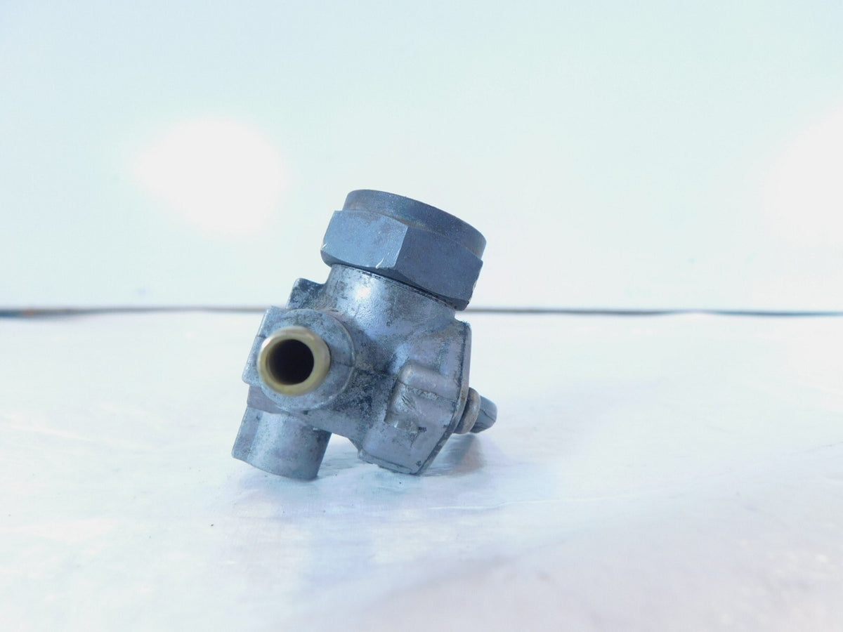 Harley Davidson Sportster 883 & 1200 Gas Tank Fuel Valve Petcock Tap - Shut off - C3 Cycle