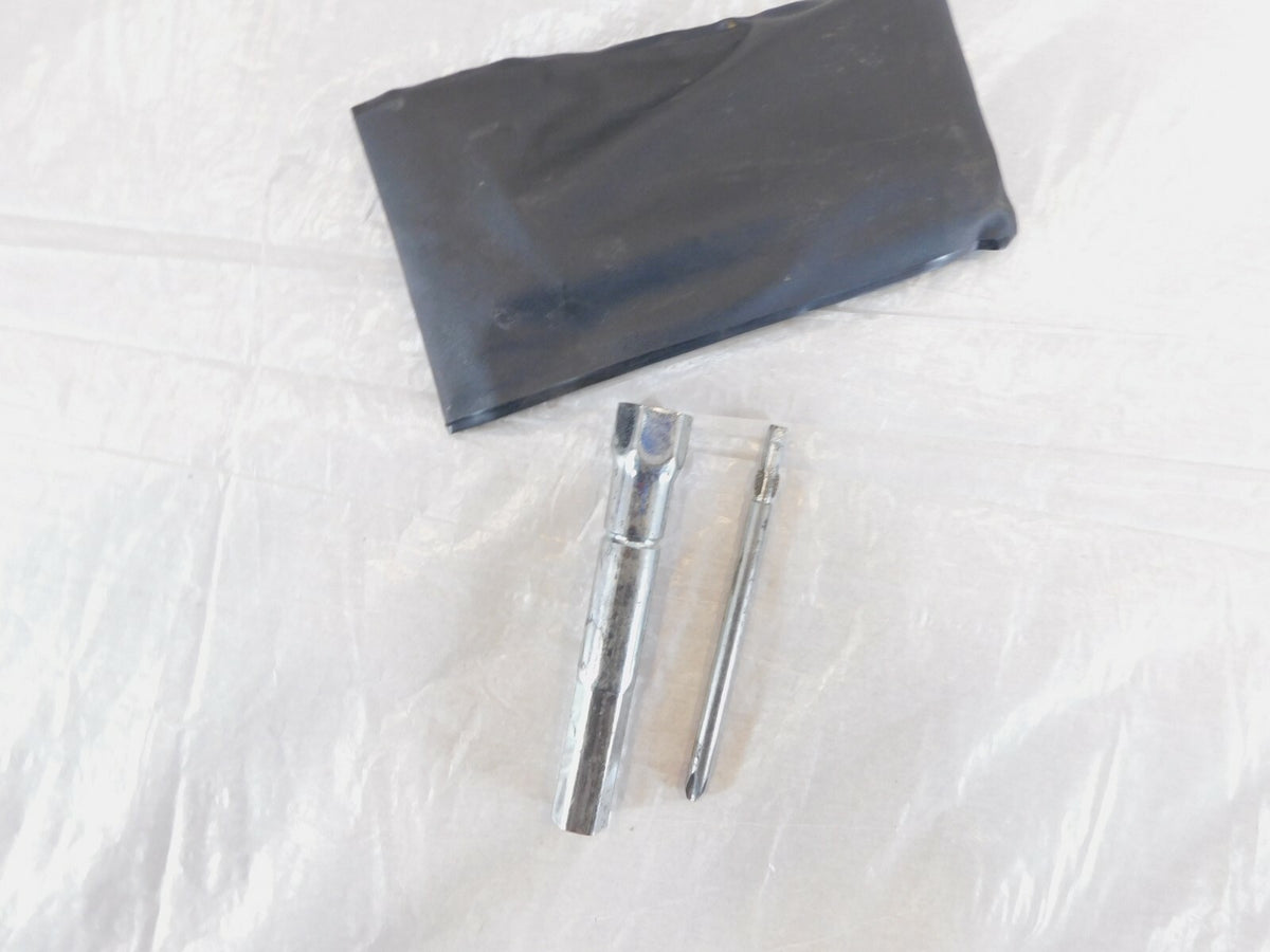 Suzuki Savage Volusia Boulevard S40 C50 M50 VL800 VZ800 Owners Tools Pouch Bag - C3 Cycle