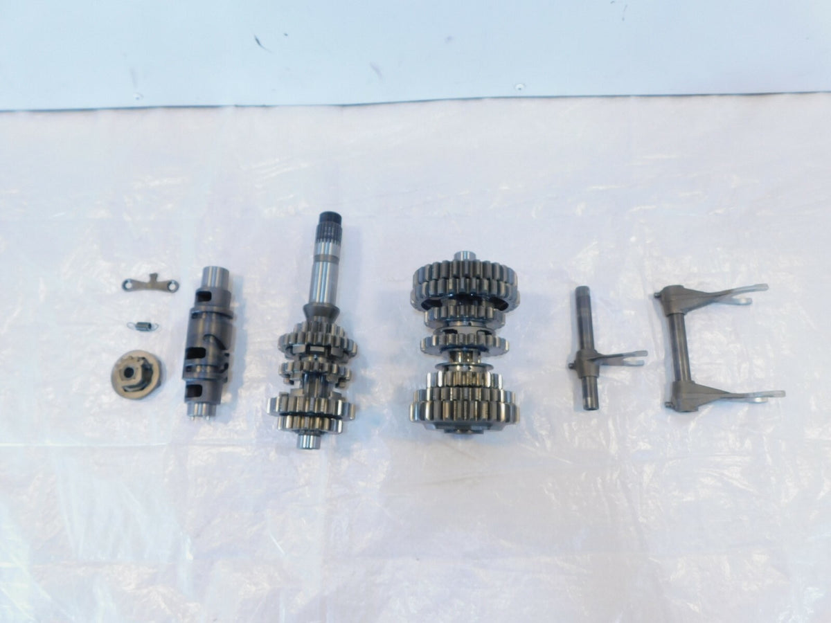 01-23 Suzuki Volusia Boulevard C50 M50 VL800 VZ800 Transmission Gears Drum Forks