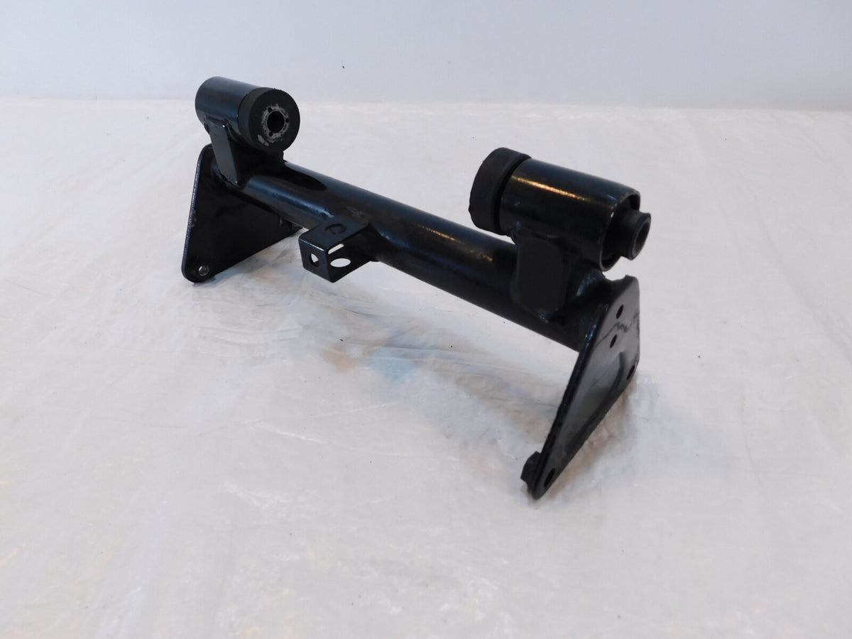 Kawasaki Vulcan 1500 1600 Classic Nomad Fi Drifter Engine Motor Mount Bracket