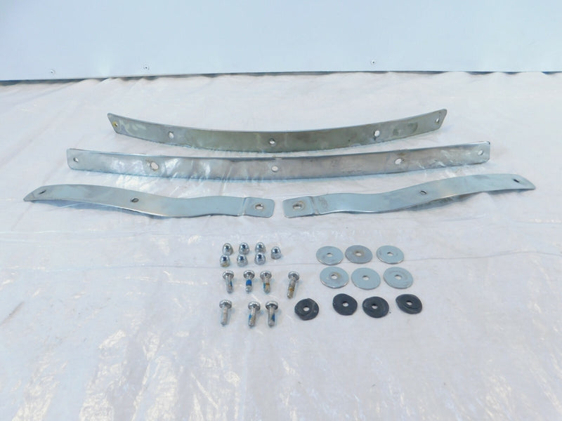 01 Kawasaki Vulcan 1500 Classic Fi VN1500 Front Cowling Windshield Trim Brackets