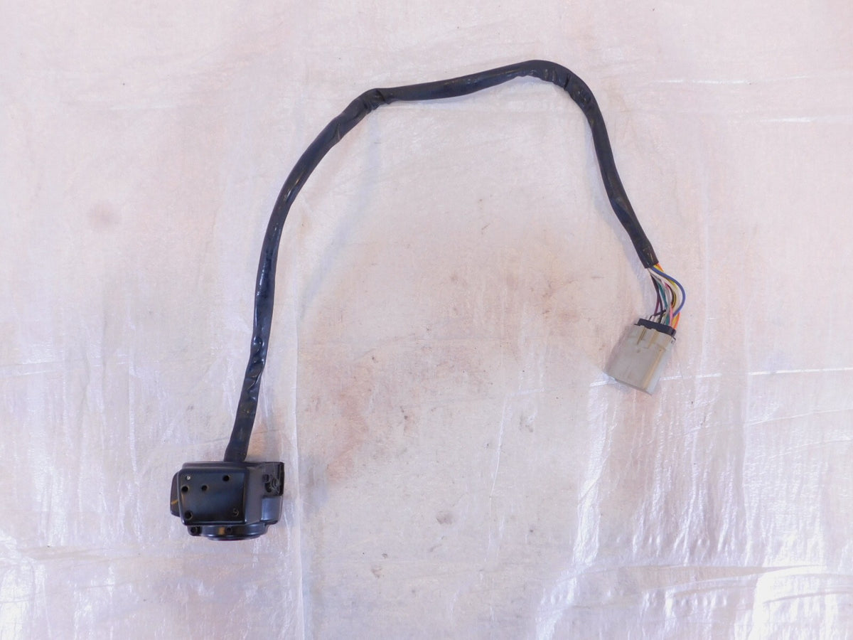 Harley Electra Glide Left Handlebar Turn Signal & Horn Switches w/ Radio Volume - C3 Cycle