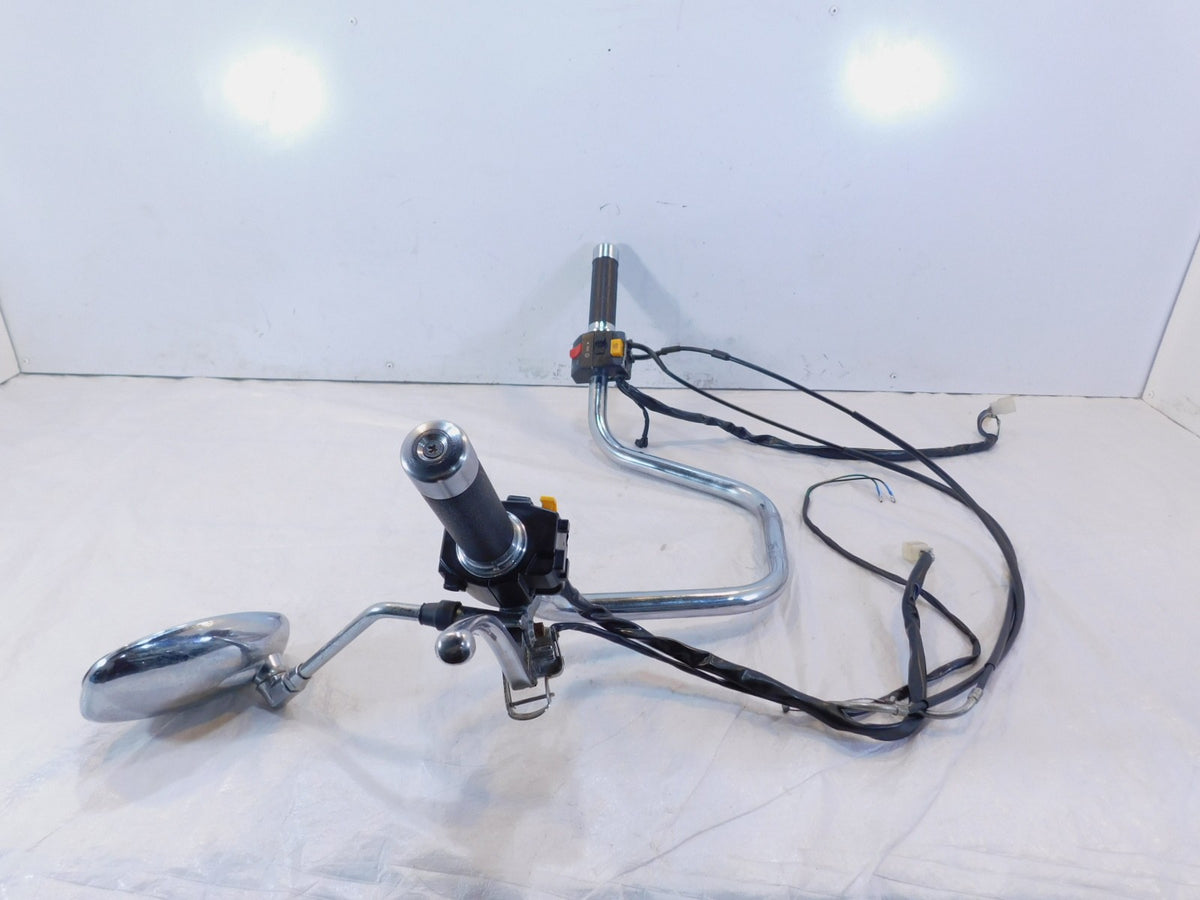Cixi Kingring Rongyao Aggressor V & Jinlun 250cc Handlebars & Switch Buttons - C3 Cycle