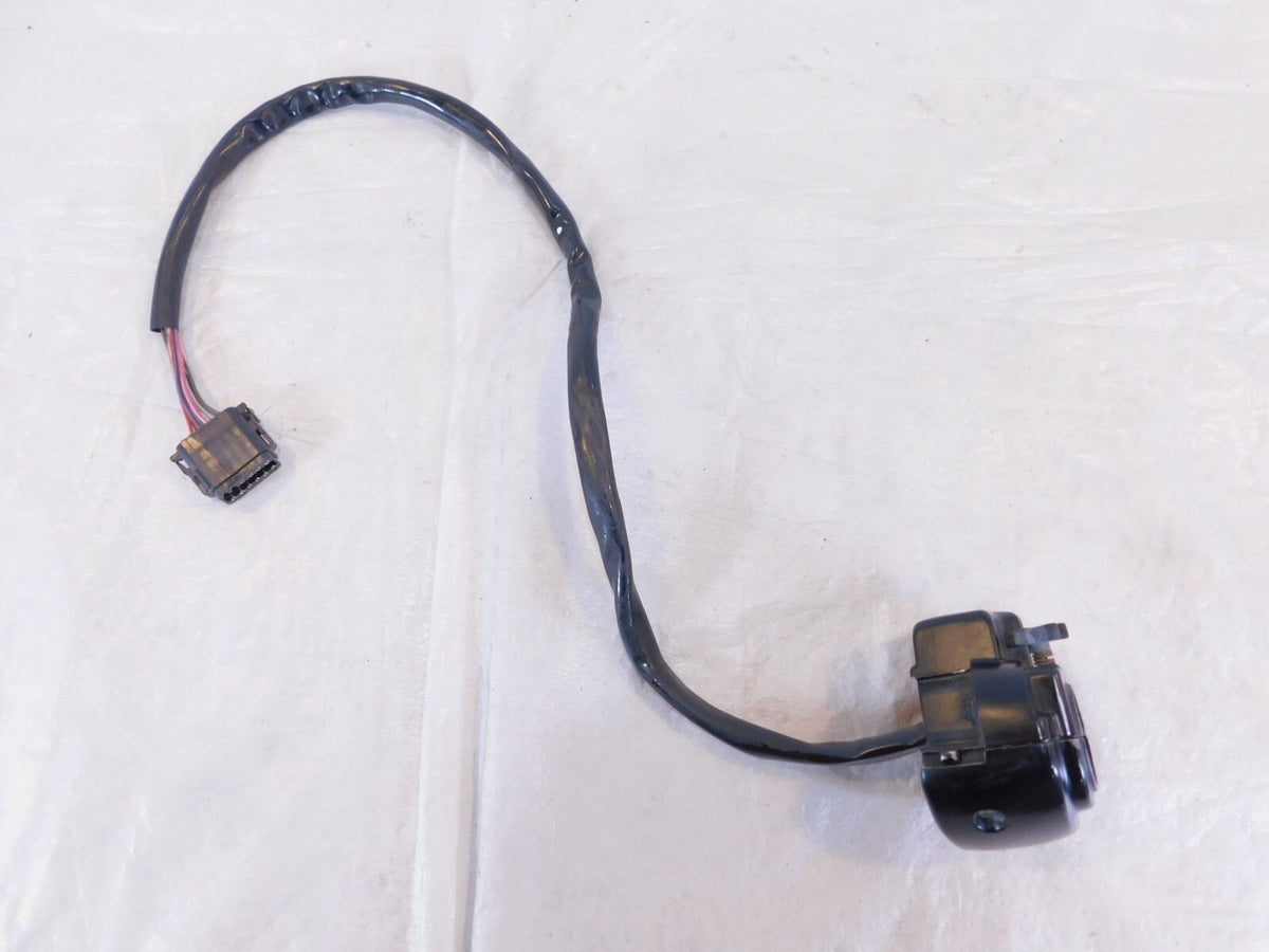 Harley Electra Glide Right Handlebar Engine Stop Start Kill Switches w/ Radio - C3 Cycle
