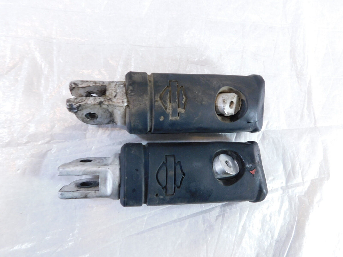 Harley Davidson Softail Low Rider Front Left Right Driver Footpeg Footrest Pegs - C3 Cycle