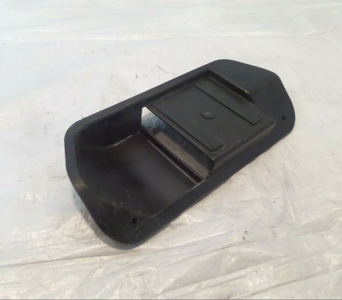 04-06 Yamaha YZF-R1 YZFR1 R1 Engine Motor Ignition Module ECM CDI Tray Holder - C3 Cycle
