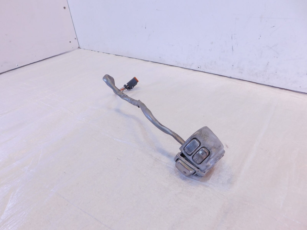 Harley Softail Dyna & Sportster Right Handlebar Engine Start Stop Switch Buttons
