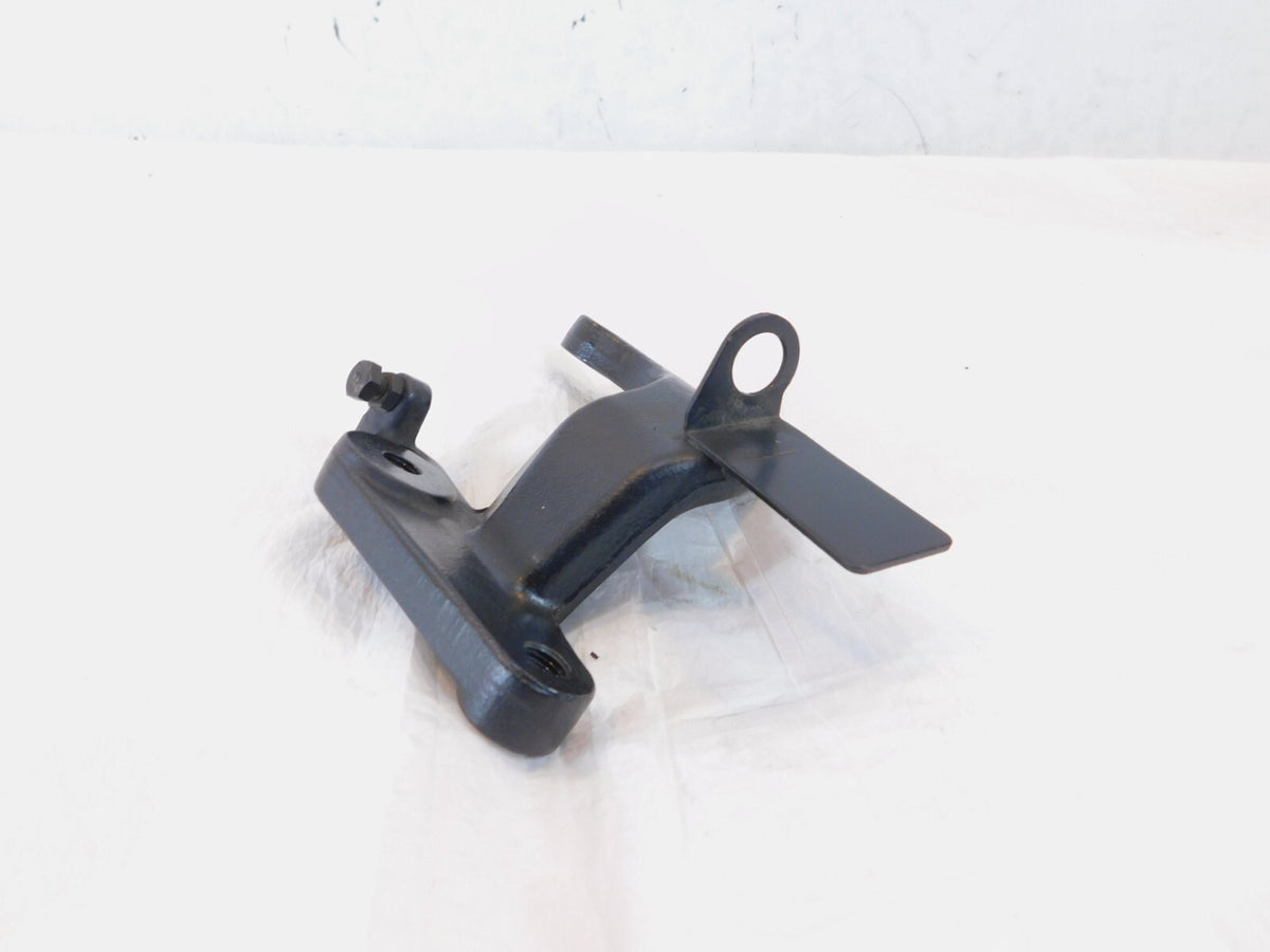 Honda VT750 750 Shadow Ace & Deluxe Front Right Foot Rest Peg Mount Bracket Stay - C3 Cycle
