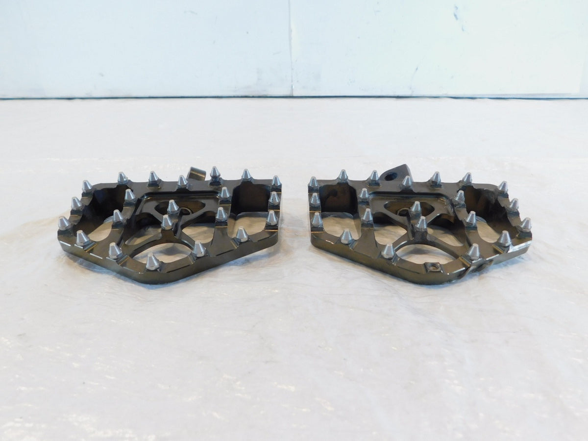 Harley Davidson Softail & Touring Road King Electra Glide Footboards Floorboards - C3 Cycle