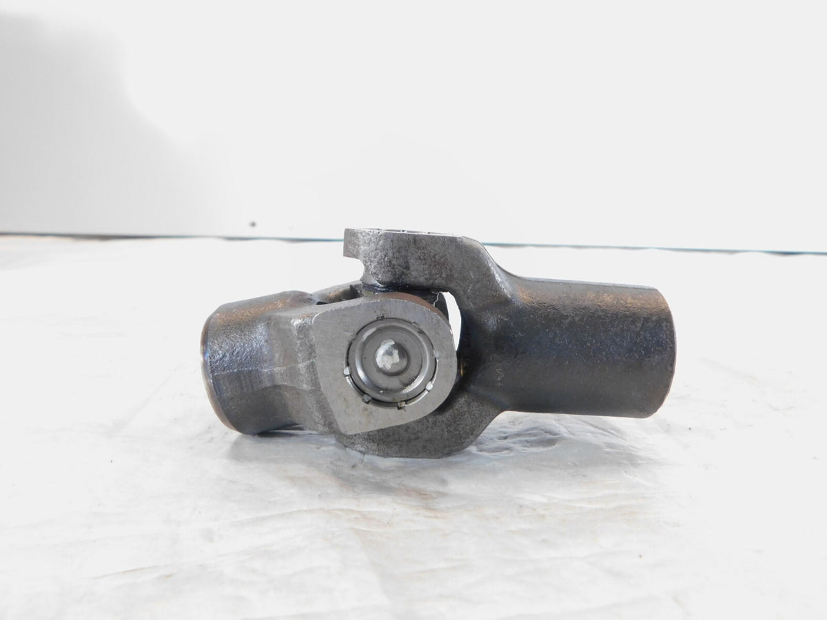 Suzuki Intruder Volusia Boulevard M50 C50 S50 Output Drive Shaft Yoke U-Joint - C3 Cycle