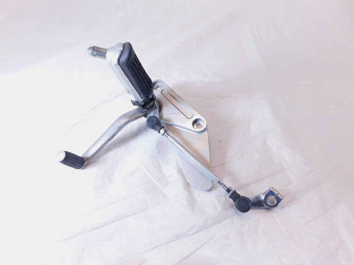 94-95 Honda CB1000 CB 1000 Front Left Footrest Peg w/ Mount & Gear Shift Pedal - C3 Cycle