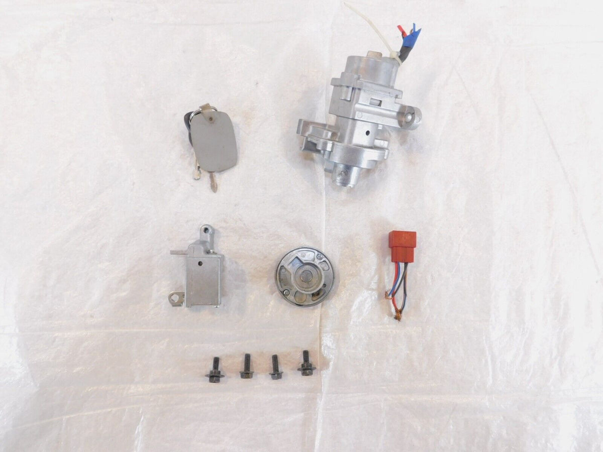 Yamaha YW50 Zuma 50 50F 50FX Gas Fuel Cap Seat & Ignition Switch Lock w/ Key - C3 Cycle