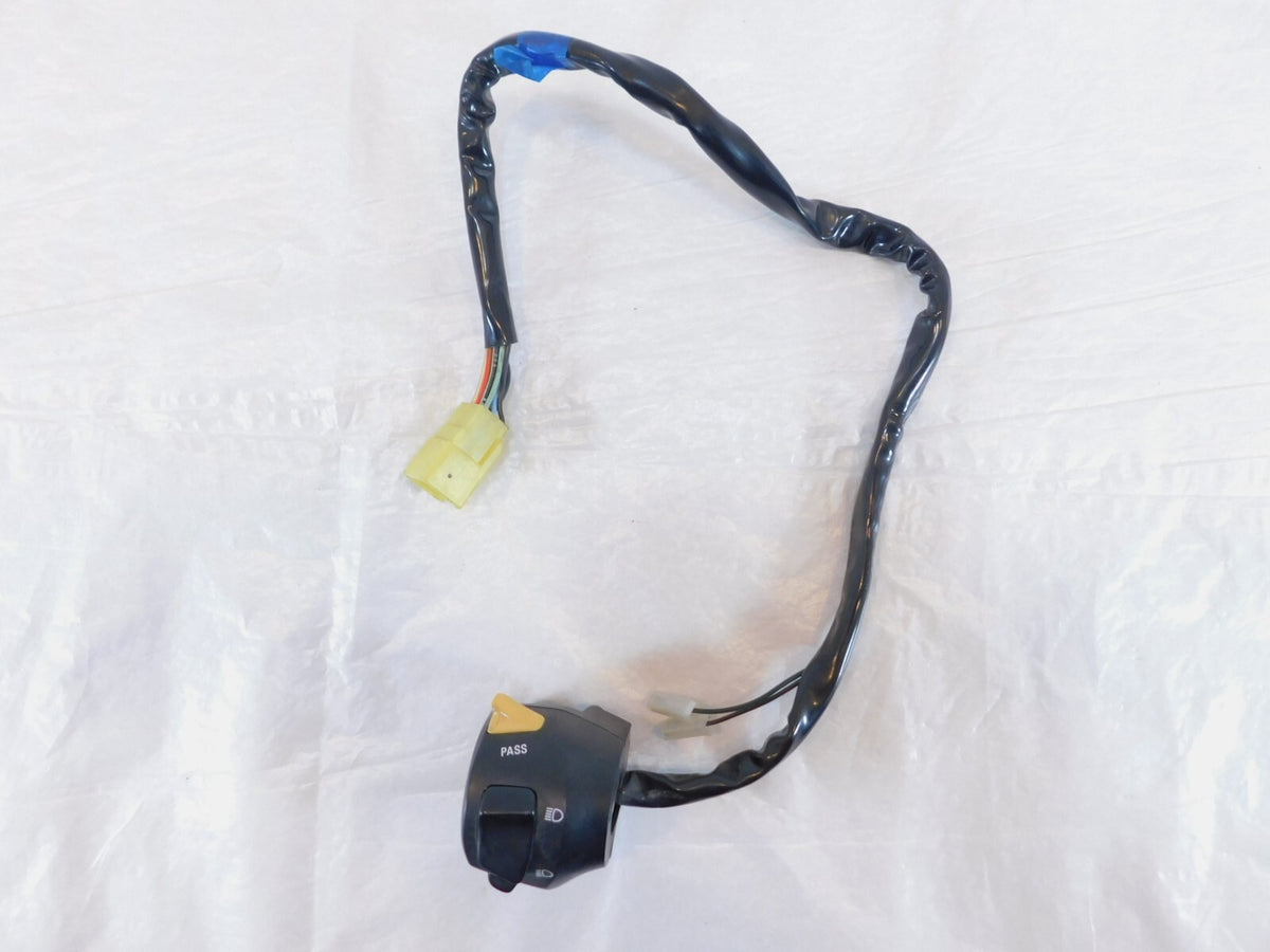 2003-2016 Suzuki Burgman 400 AN400 Front Left Handlebar Turn Signal Light Switch - C3 Cycle