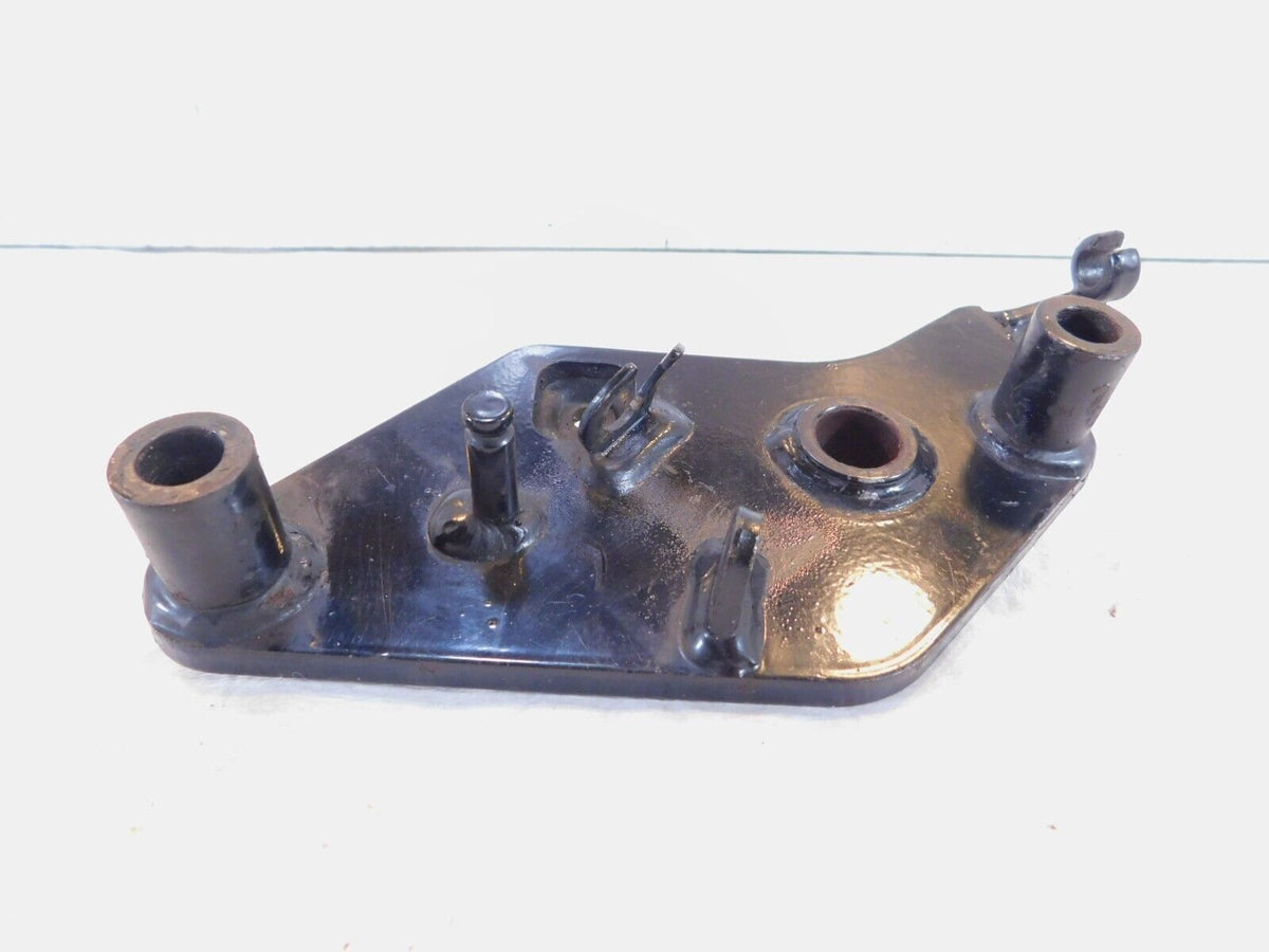 1995-2005 Kawasaki Vulcan 800 Classic VN800 Right Footpeg Footrest Bracket Mount - C3 Cycle