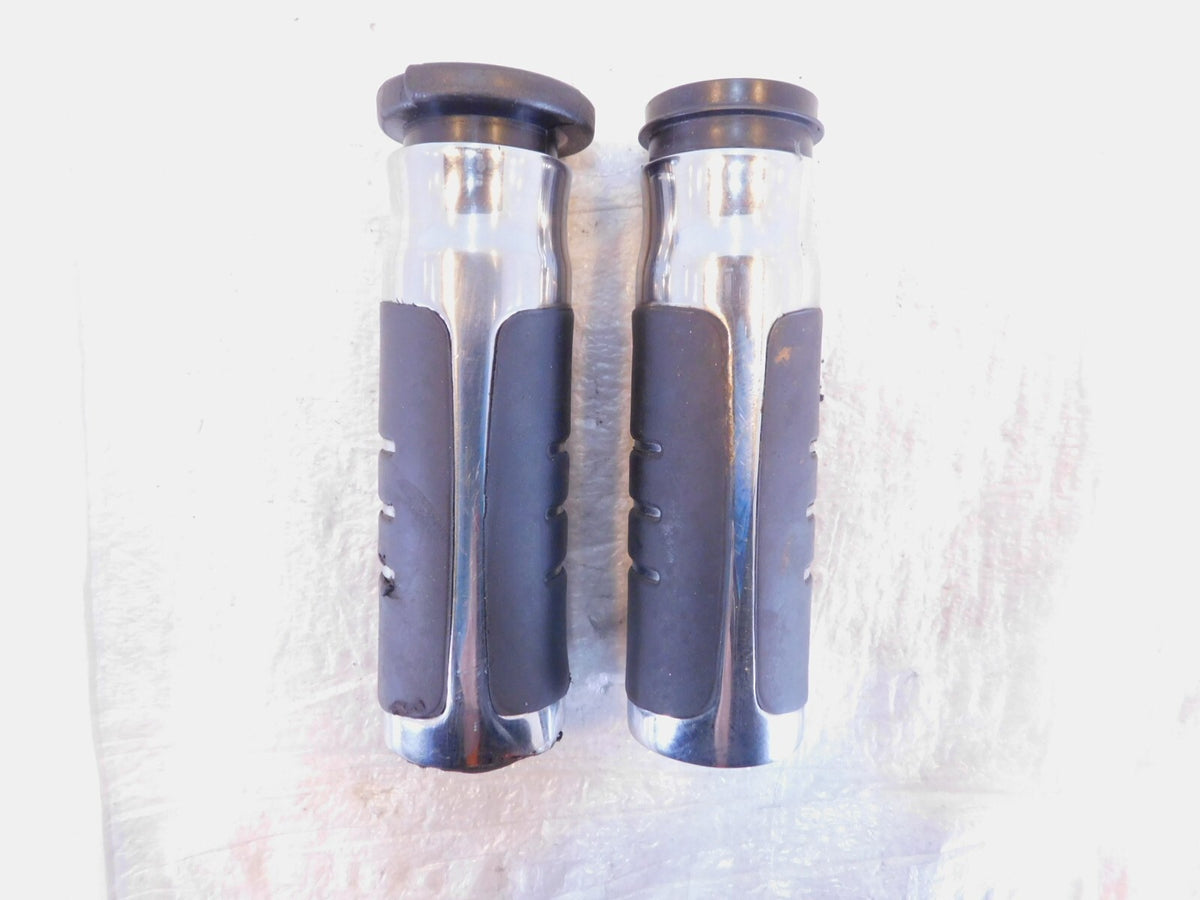 Harley Davidson Touring Dyna Sportster & Softail Left Right Handlebar Hand Grips - C3 Cycle