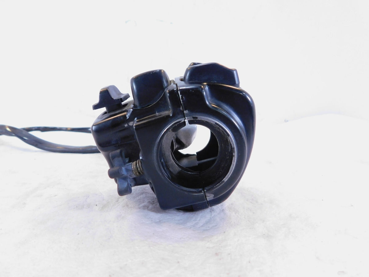 Harley Electra Glide Right Handlebar Engine Stop Start Kill Switches w/ Radio - C3 Cycle