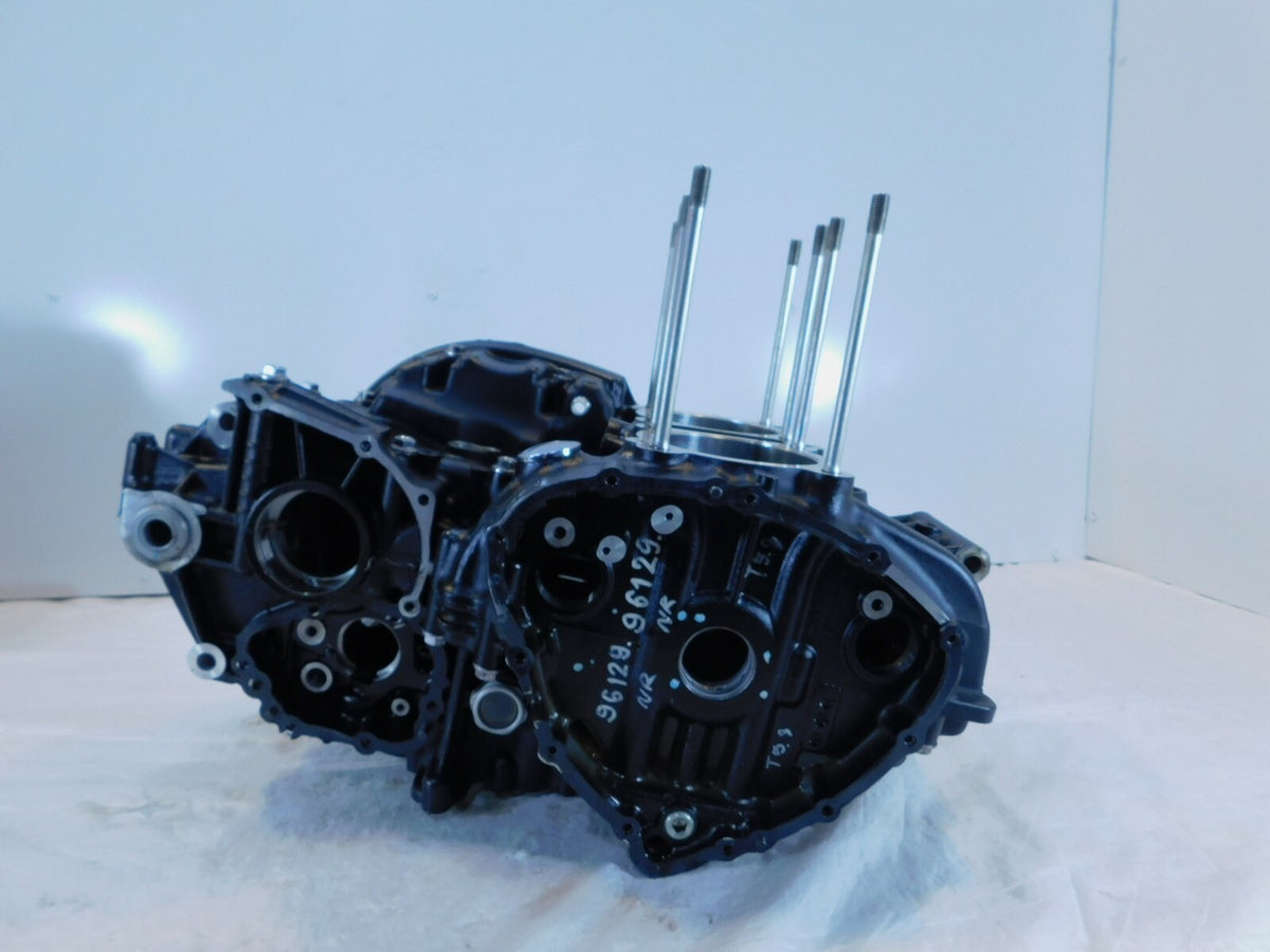 2016 16 Triumph Thruxton 900 Black Engine Motor Block Crankcase Crank Case - C3 Cycle