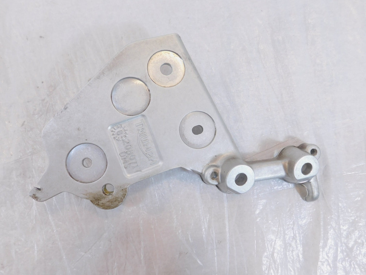 2007-2012 Triumph Tiger 1050 SE Right Front Footrest Foot Peg Bracket Mount Stay - C3 Cycle