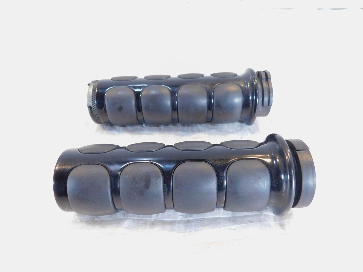 Yamaha V-Star 650 Road Royal Star XVZ13 XV1600 XV1700 Left/Right Handlebar Grips - C3 Cycle