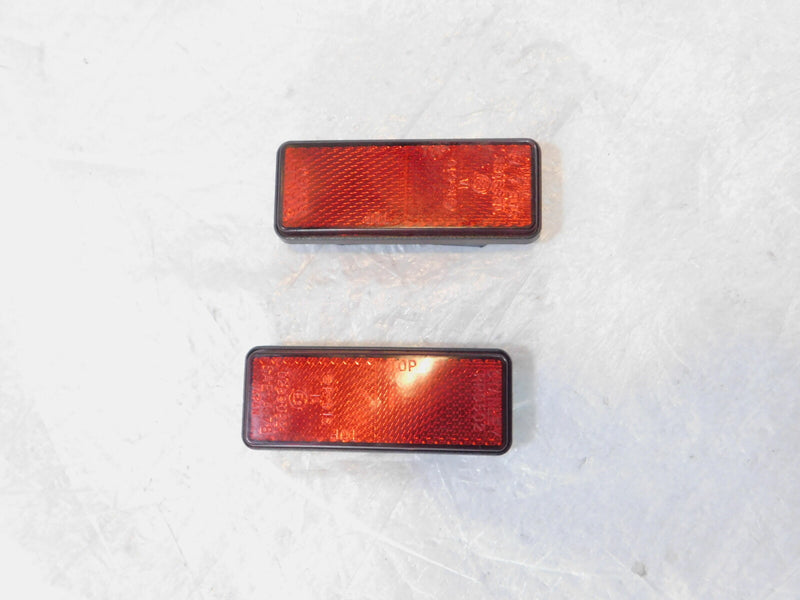 Pair 1987-09 Suzuki VS1400 Intruder 1400 Boulevard S83 Rear Tail Red Reflectors