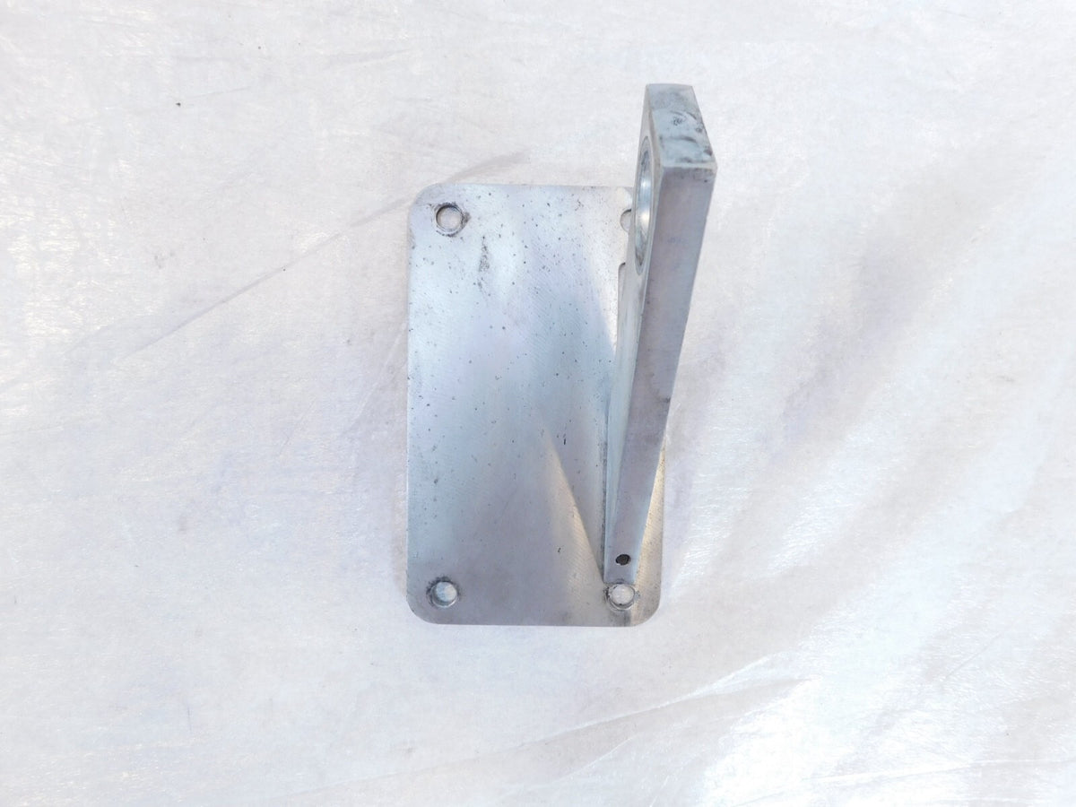 2000 00 Yamaha YZFR1 YZF R1 Right Rear Lower License Plate Bracket Mount Holder - C3 Cycle