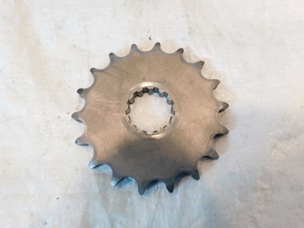 Triumph Speed Triple 1050 R S Trophy Front Engine Motor Drive Chain Sprocket 18T - C3 Cycle