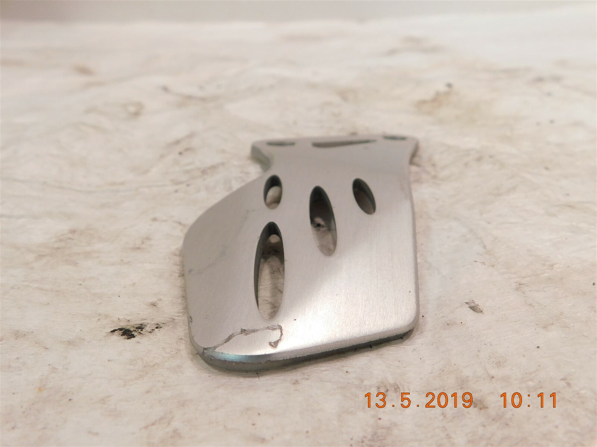 2009 2010 2011 Yamaha YZF R1 Right Front Driver Footrest Foot Peg Heel Guard Fin - C3 Cycle